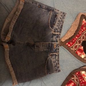 Denim shorts super cute kinda high waisted